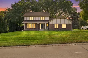 18731 Maple Leaf Dr, Eden Prairie, MN 55346 - Photo 1