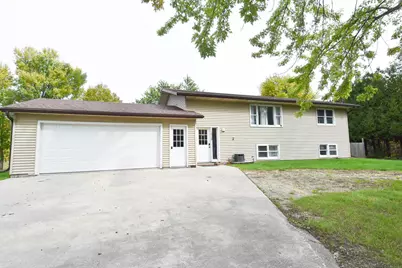 16368 State Highway 1 NW, Thief River Falls, MN 56701 - Photo 1