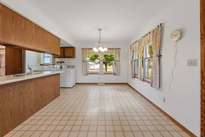 11619 Plitzuweit Road, Caledonia, MN 55921 - Photo 5