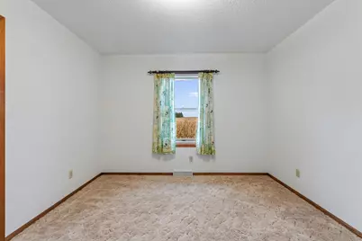 11619 Plitzuweit Road, Caledonia, MN 55921 - Photo 13