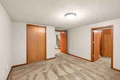 1086 Lowell Drive, Apple Valley, MN 55124 - Photo 27
