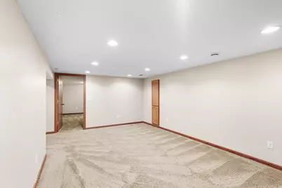1086 Lowell Drive, Apple Valley, MN 55124 - Photo 23