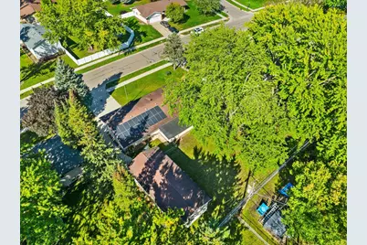 1086 Lowell Drive, Apple Valley, MN 55124 - Photo 41