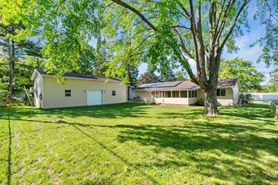1086 Lowell Drive, Apple Valley, MN 55124 - Photo 43