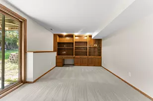 12575 Fescue Ct, Eden Prairie, MN 55347 - Photo 53