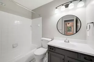 18657 Clear View Ct, Minnetonka, MN 55345 - Photo 17