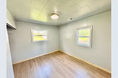 412 2nd Street NW, Baudette, MN 56623 - Photo 17