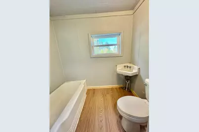 412 2nd Street NW, Baudette, MN 56623 - Photo 13