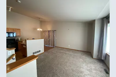 4233 Mallard Place SE, Rochester, MN 55904 - Photo 3