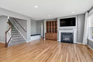 3064 Francesca Dr, Chaska, MN 55318 - Photo 5