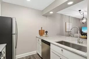 6710 Vernon Ave S, Edina, MN 55436 - Photo 11