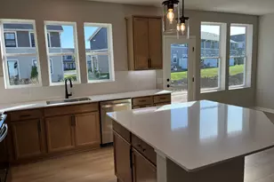 17976 Genoa Dr, Lakeville, MN 55044 - Photo 5