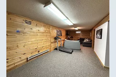 112 Orchard Circle, Montevideo, MN 56265 - Photo 33