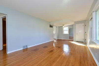 6806 Scott Avenue N, Brooklyn Center, MN 55429 - Photo 5