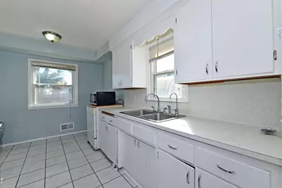 6806 Scott Avenue N, Brooklyn Center, MN 55429 - Photo 7