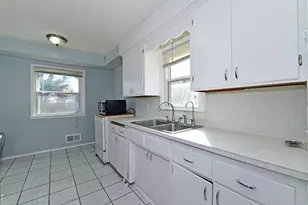 6806 Scott Ave N, Brooklyn Center, MN 55429 - Photo 7
