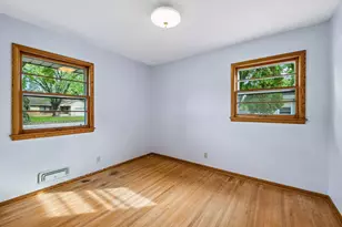 6909 36th Ave N, Crystal, MN 55427 - Photo 9