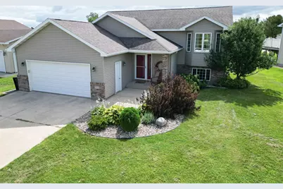 705 25th Avenue NW, Austin, MN 55912 - Photo 1