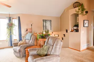 705 25th Ave NW, Austin, MN 55912 - Photo 5