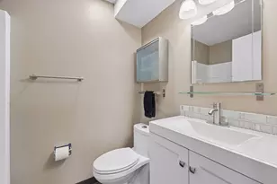 333 8th Street SE, Minneapolis, MN 55414 - Photo 23