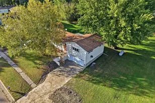 205 W North St, Kiester, MN 56051 - Photo 37