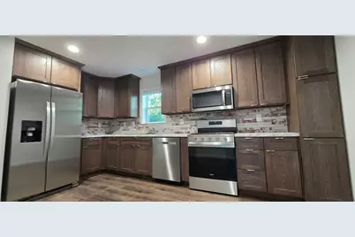 409 W Clark Street, Albert Lea, MN 56007 - Photo 3