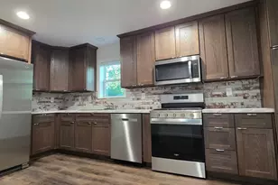 409 W Clark St, Albert Lea, MN 56007 - Photo 3