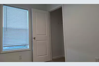 409 W Clark Street, Albert Lea, MN 56007 - Photo 11