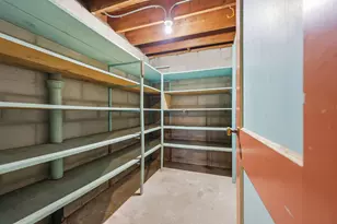 1030 Hyacinth Ave E, Saint Paul, MN 55106 - Photo 25