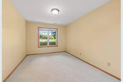 8395 Rosewood Drive, Chanhassen, MN 55317 - Photo 35