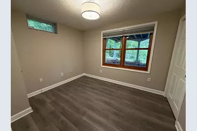 6710 Hopi Road, Chanhassen, MN 55317 - Photo 13