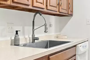 8045 Xerxes Ave S, Bloomington, MN 55431 - Photo 7