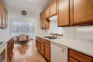 15001 Burnhaven Dr, Burnsville, MN 55306 - Photo 17
