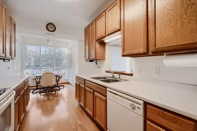 15001 Burnhaven Drive #121, Burnsville, MN 55306 - Photo 7