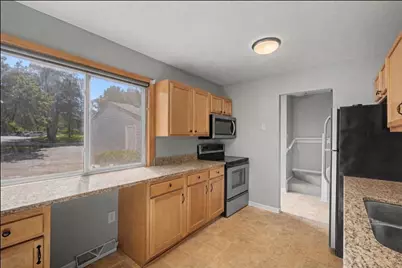 2281 Pond Avenue, Maplewood, MN 55119 - Photo 5