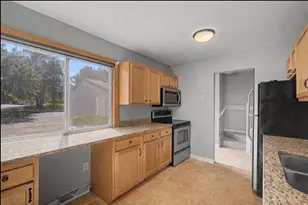 2281 Pond Ave, Maplewood, MN 55119 - Photo 5
