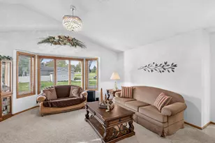 1608 Tierney Dr, Hastings, MN 55033 - Photo 5