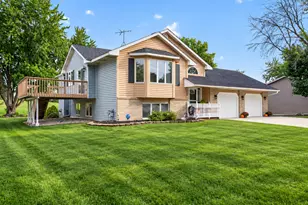 1608 Tierney Dr, Hastings, MN 55033 - Photo 1