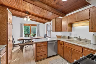 1938 Edgerton St, Maplewood, MN 55117 - Photo 15