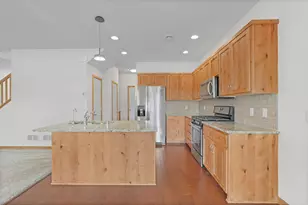12214 River Valley Dr, Burnsville, MN 55337 - Photo 15