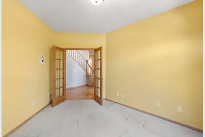 15395 Boulder Pointe Road, Eden Prairie, MN 55347 - Photo 11