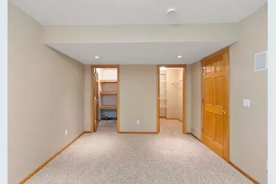 15395 Boulder Pointe Road, Eden Prairie, MN 55347 - Photo 43
