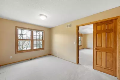 15395 Boulder Pointe Road, Eden Prairie, MN 55347 - Photo 27