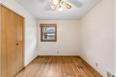 7006 Ewing Avenue N, Brooklyn Center, MN 55429 - Photo 19