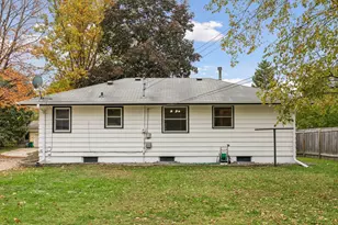 7006 Ewing Ave N, Brooklyn Center, MN 55429 - Photo 33