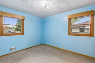 7006 Ewing Ave N, Brooklyn Center, MN 55429 - Photo 23