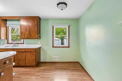 7006 Ewing Avenue N, Brooklyn Center, MN 55429 - Photo 7