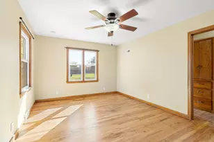918 3rd St SW, Waseca, MN 56093 - Photo 5