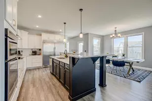 5204 Porchlight Bay, Woodbury, MN 55129 - Photo 17