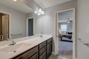 5204 Porchlight Bay, Woodbury, MN 55129 - Photo 25